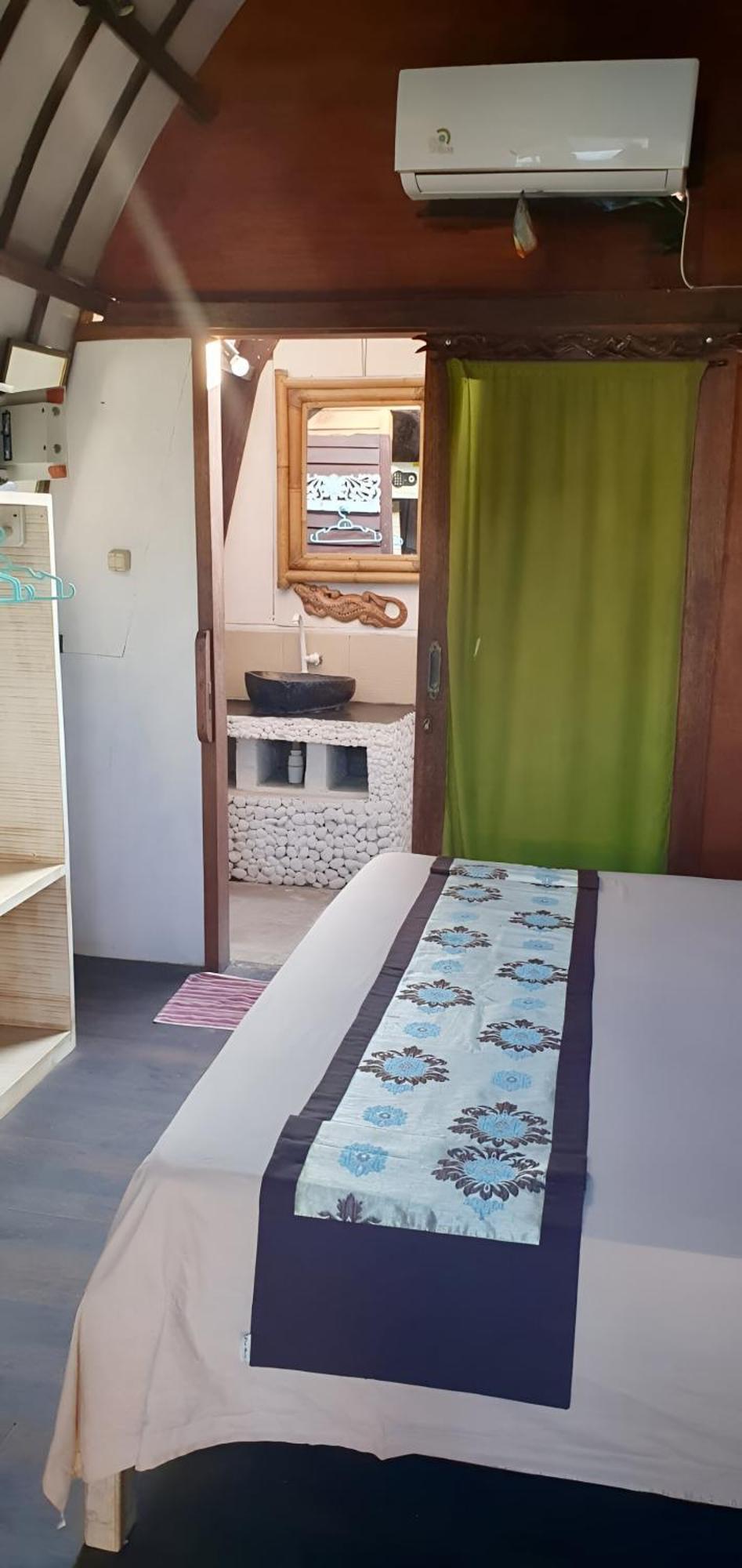Zoe Bungalows Gili Trawangan Exterior photo